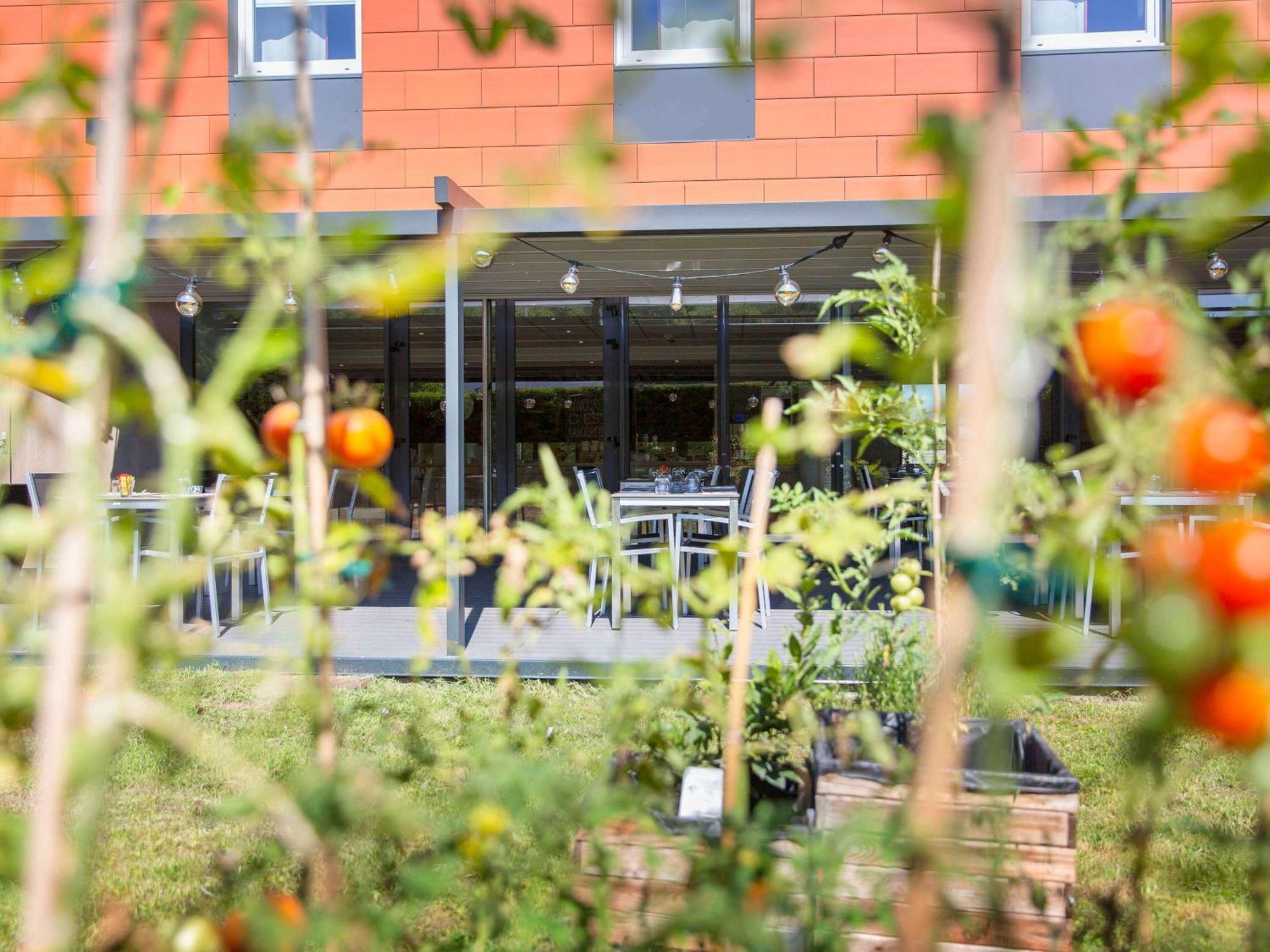 Ibis Lyon Est Chaponnay Ξενοδοχείο Εξωτερικό φωτογραφία
