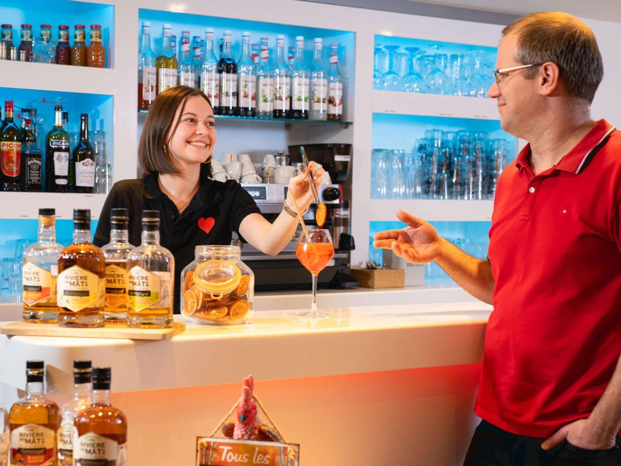 Ibis Lyon Est Chaponnay Ξενοδοχείο Εξωτερικό φωτογραφία